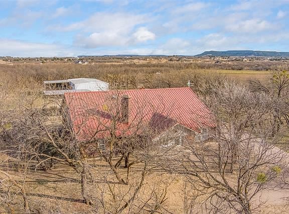 5th image of 671 State Highway 83
