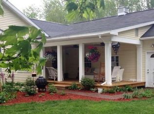 6240 N Dennis Rd, Ludington, MI 49431