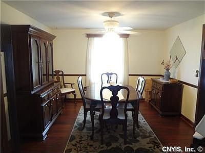 4th image of 5474 Topsfield Ln