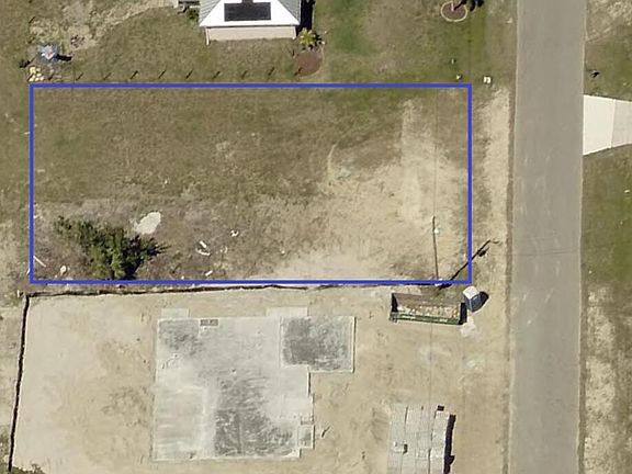 2nd image of 1302 NE Juanita Place