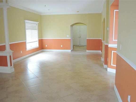 5th image of 3405 Pine Top Dr