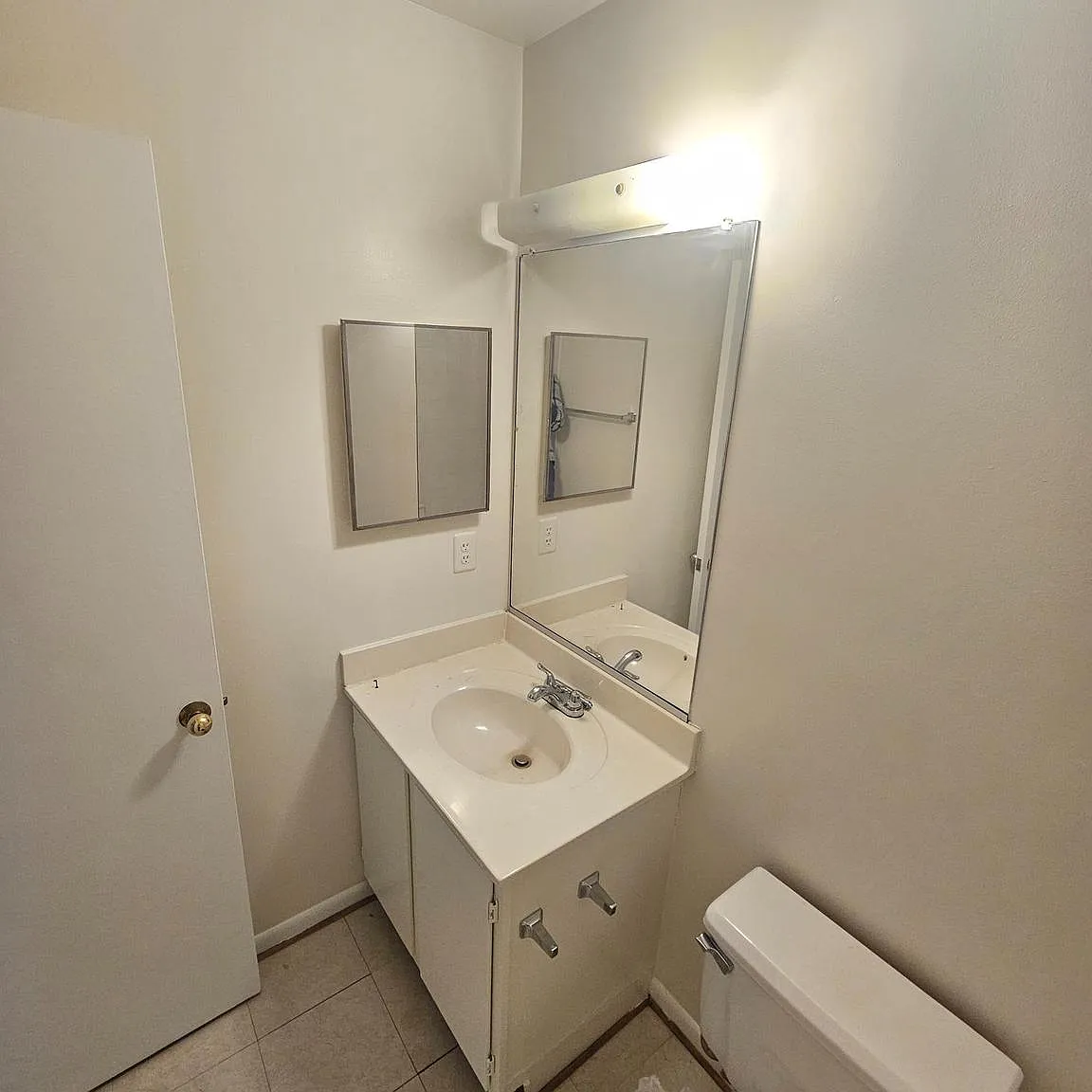 3 bed, 2.5 bath, 1377 sqft, $2,250 — Photo 4
