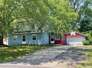 1771 Jackson St N, Maplewood, MN 55117