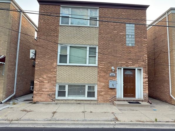 2232 N River Rd #1
