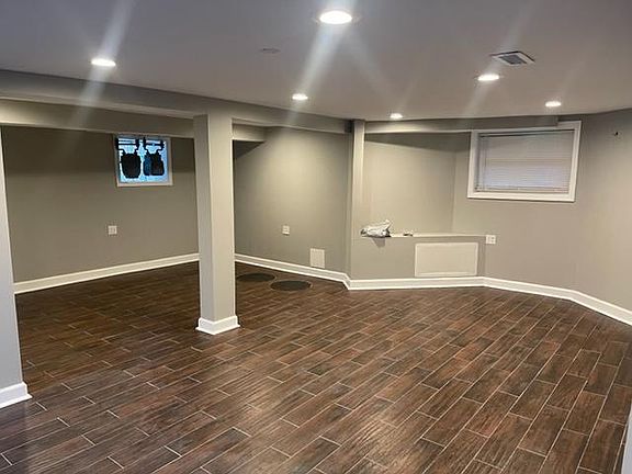 3rd image of 2316 N Kedvale Ave #B