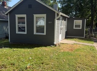 1059 Central St, Leavenworth, KS 66048