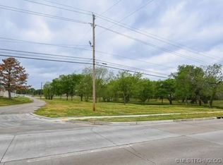 S Memorial Dr, Tulsa, OK 74133