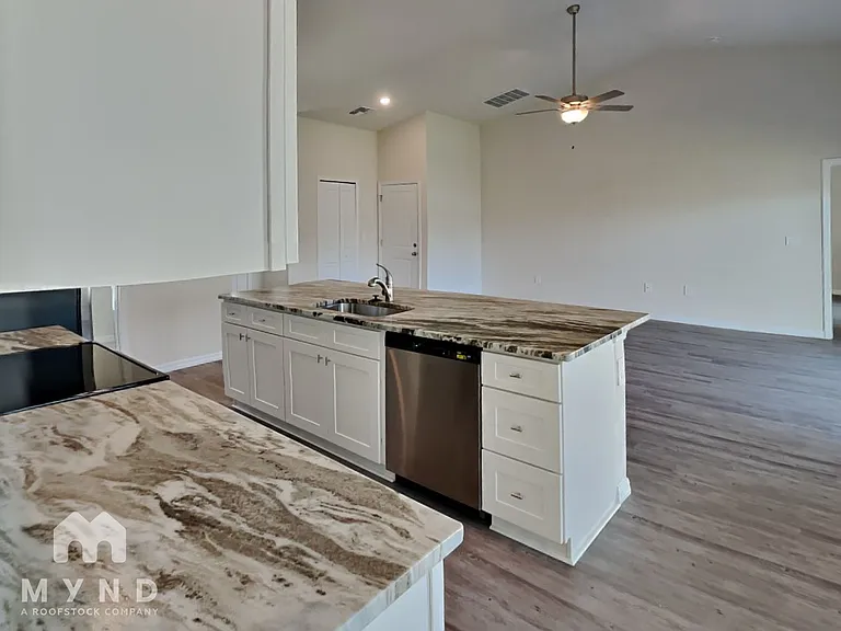 2194 Brancusi Ave — Photo 8