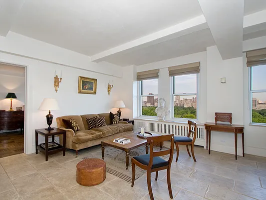 Sold by Sotheby's International Realty | media 16