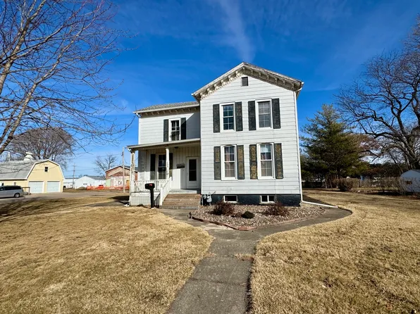 205 Elm Pl, Princeton, IL 61356