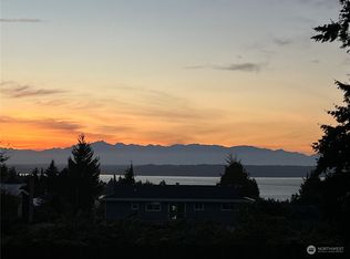 21628 98th Ave W, Edmonds, WA 98020