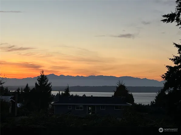 21628 98th Avenue W, Edmonds, WA 98020