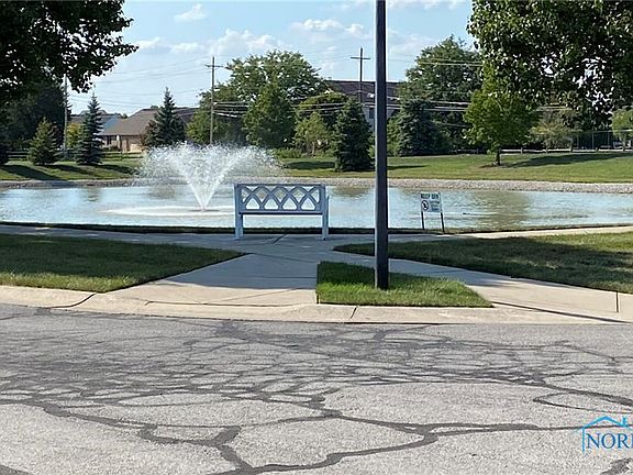 5th image of 26416 E Wexford Dr