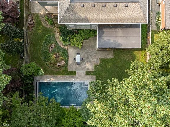 4th image of 411 Wedgewood Dr