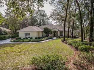 1883 Medinah Ln, Green Cove Springs, FL 32043