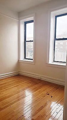 4th image of 264 E 28th St APT 2D
