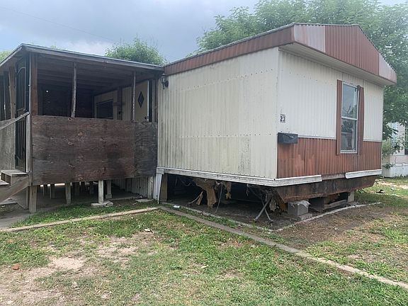 2nd image of 1127 W Kenedy Ave Trailer 23