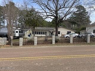1st image of 2384 Sardis Lake Dr
