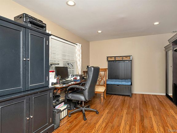 5th image of 69 Thomas Avenue
