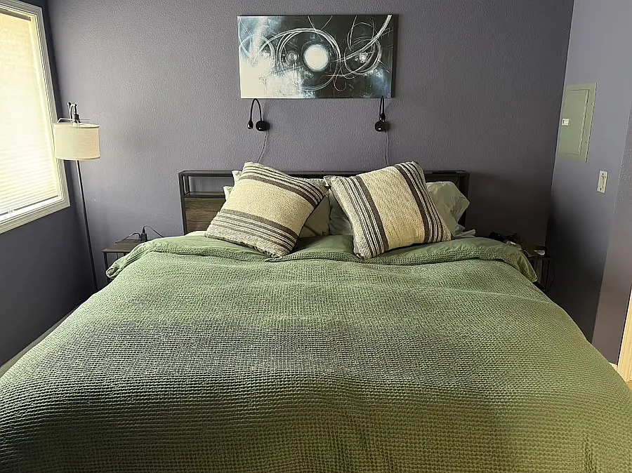 2 bed, 2.5 bath, 1618 sqft, $3,800 — Photo 3
