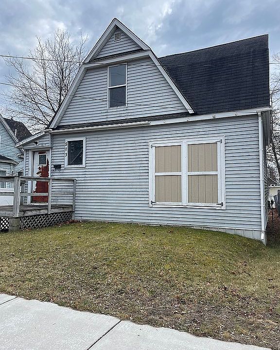 1st image of 513 Oak St