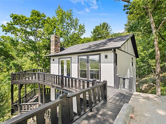 3rd image of 12138 Dogwood Dr