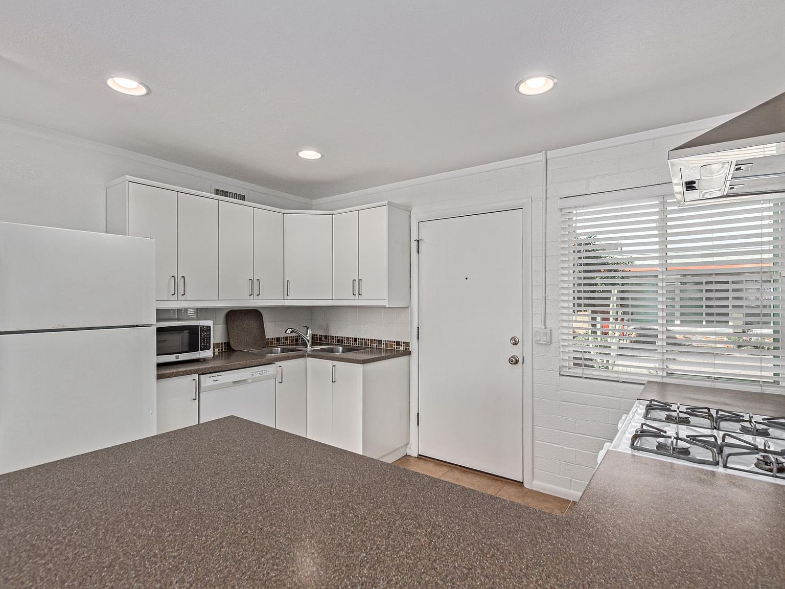 6557 E Osborn Rd APT 4, Scottsdale, AZ 85251 | Zillow