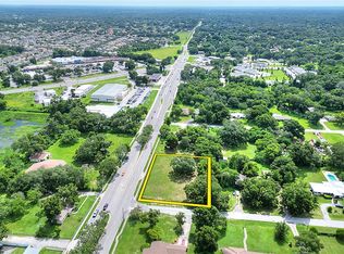 703 E Lumsden Rd, Brandon, FL 33511