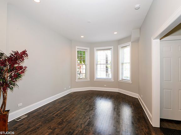 5th image of 1332 N Campbell Ave APT 1