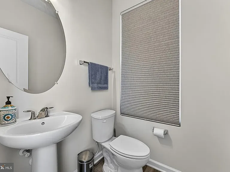 159 Presidents Pointe Ave #159 — Photo 4