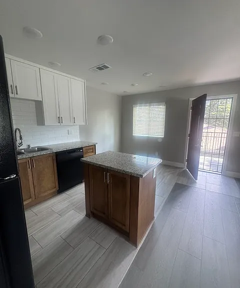 69 W Beverly Dr #202 — Photo 7