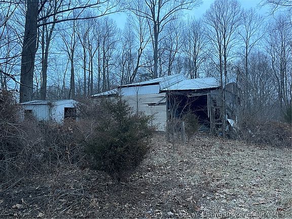 3rd image of 6456 Highway 135 NE