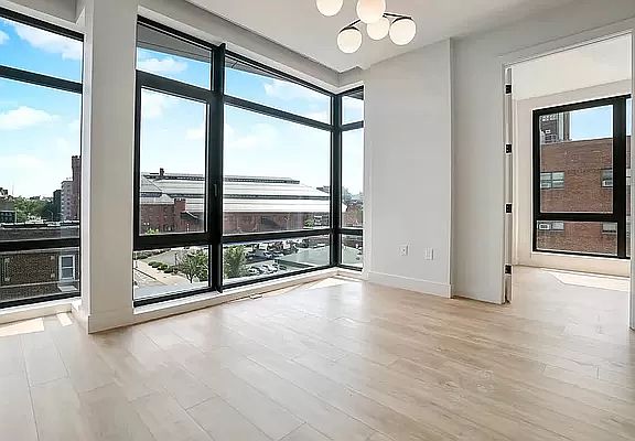 2nd image of 1259 Fulton St Unit 6D