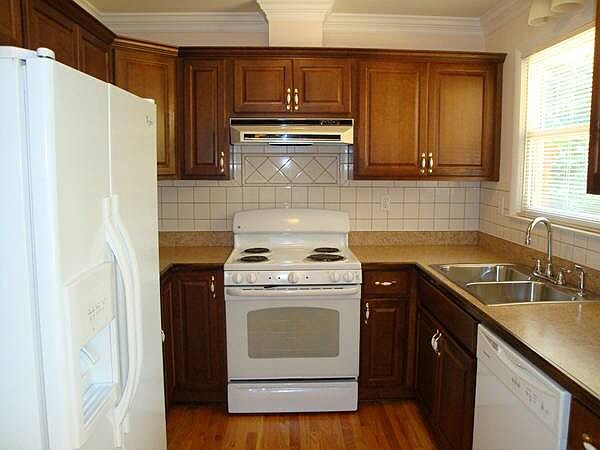 1st image of 81 Melinda Way SE