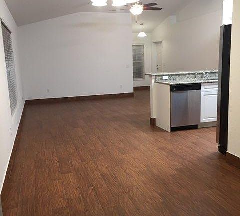 5th image of 5376 SE 113th St #1