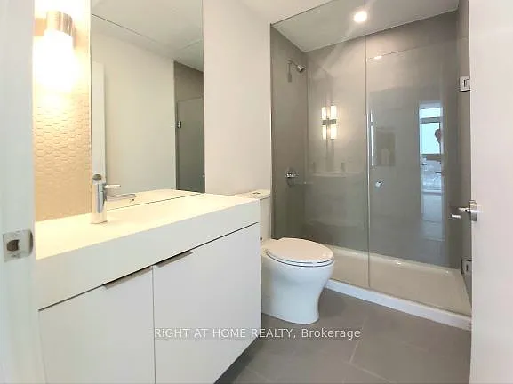 33 Helendale Ave #1312 — Photo 10