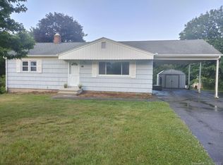 43 Crestview Dr, Colchester, CT 06415