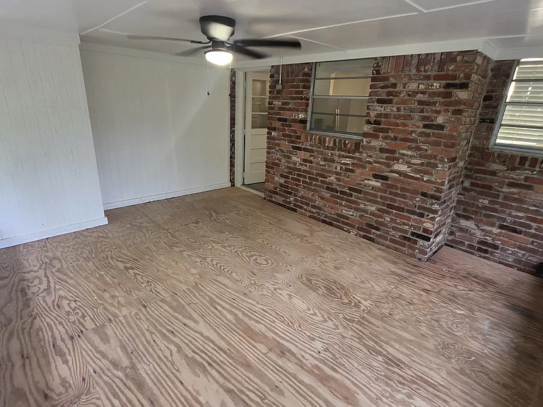 8720 Bowden St #8720 — Photo 5