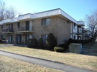 375 Merrimack St APT 14, Methuen, MA 01844