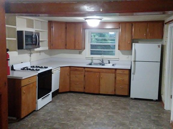 3rd image of 24132 W Oak Ln