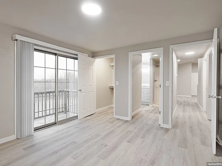 3809 E. River Dr. — Photo 9