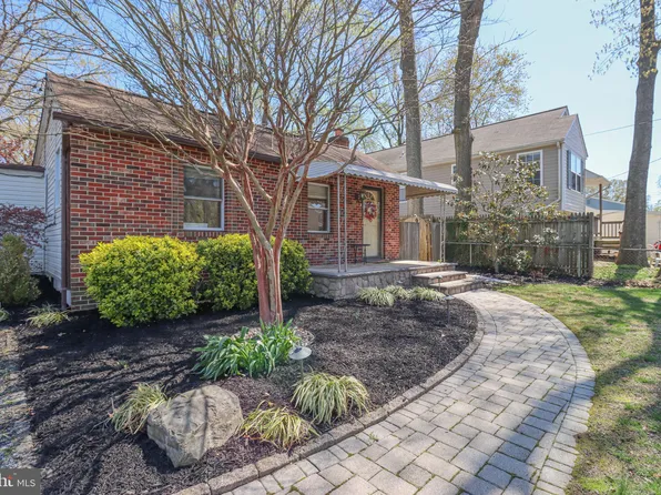 1719 Fairhill Dr, Edgewater, MD 21037