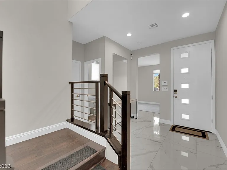 10254 Kesington Dr — Photo 6