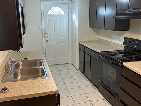 2nd image of 708 Cooper North Cir
