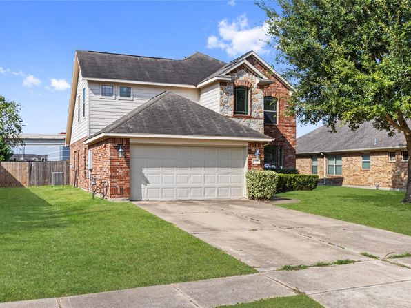 23906 W Fairport Harbor Ln