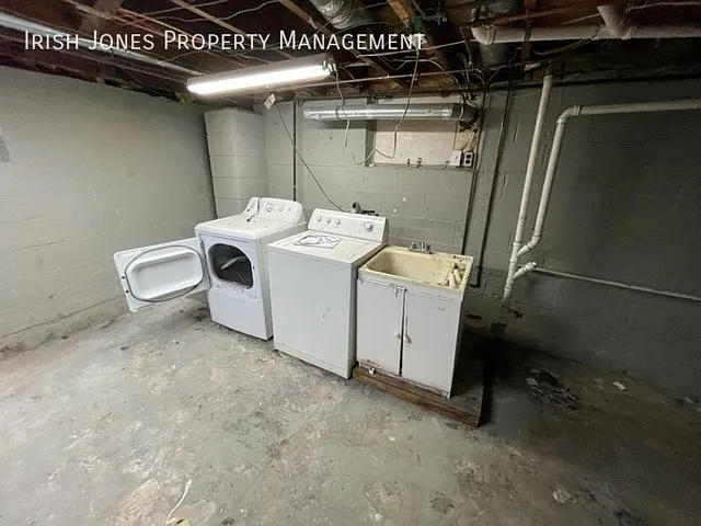 33 Tillotson Pl — Photo 19