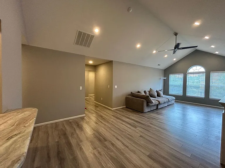 4035 Cornerstone Dr #176 — Photo 16