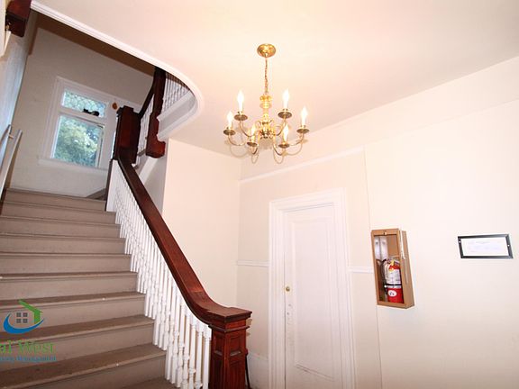 3rd image of 1634 The Alameda #9