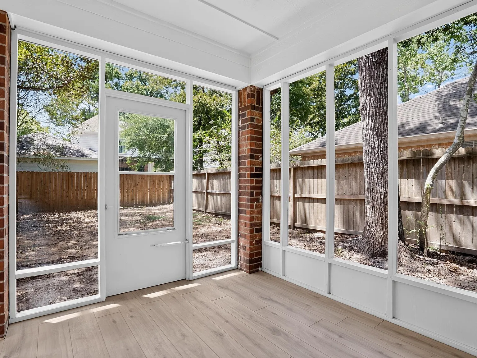 4 bed, 2.5 bath, 2651 sqft, $3,300 — Photo 2