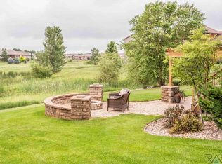 6312 E River Rock Cir, Sioux Falls, SD 57110